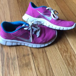 Nike free run kids size 4.5